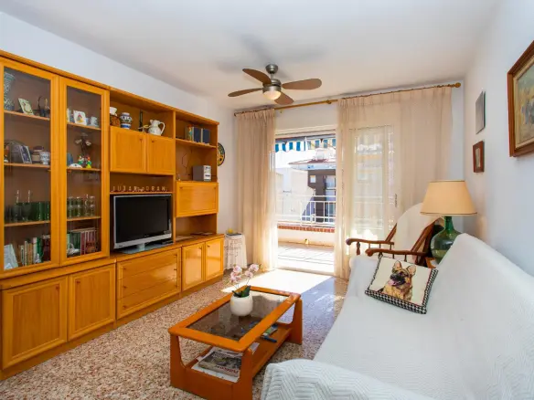3-bedroom Penthouse In Torrevieja, Spain (88 M²)