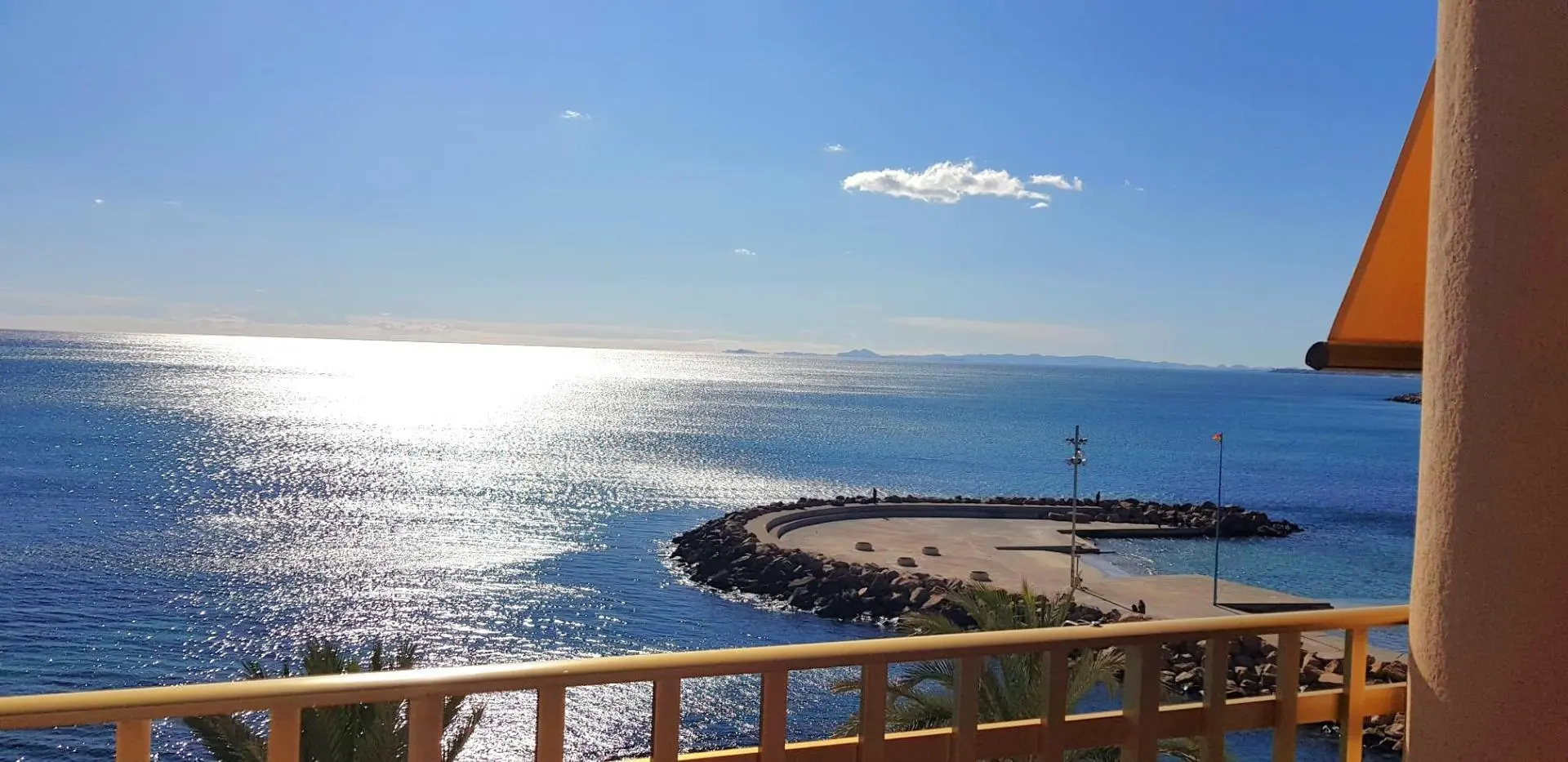 Apartment Of 130 M² With Features In Torrevieja, Spain