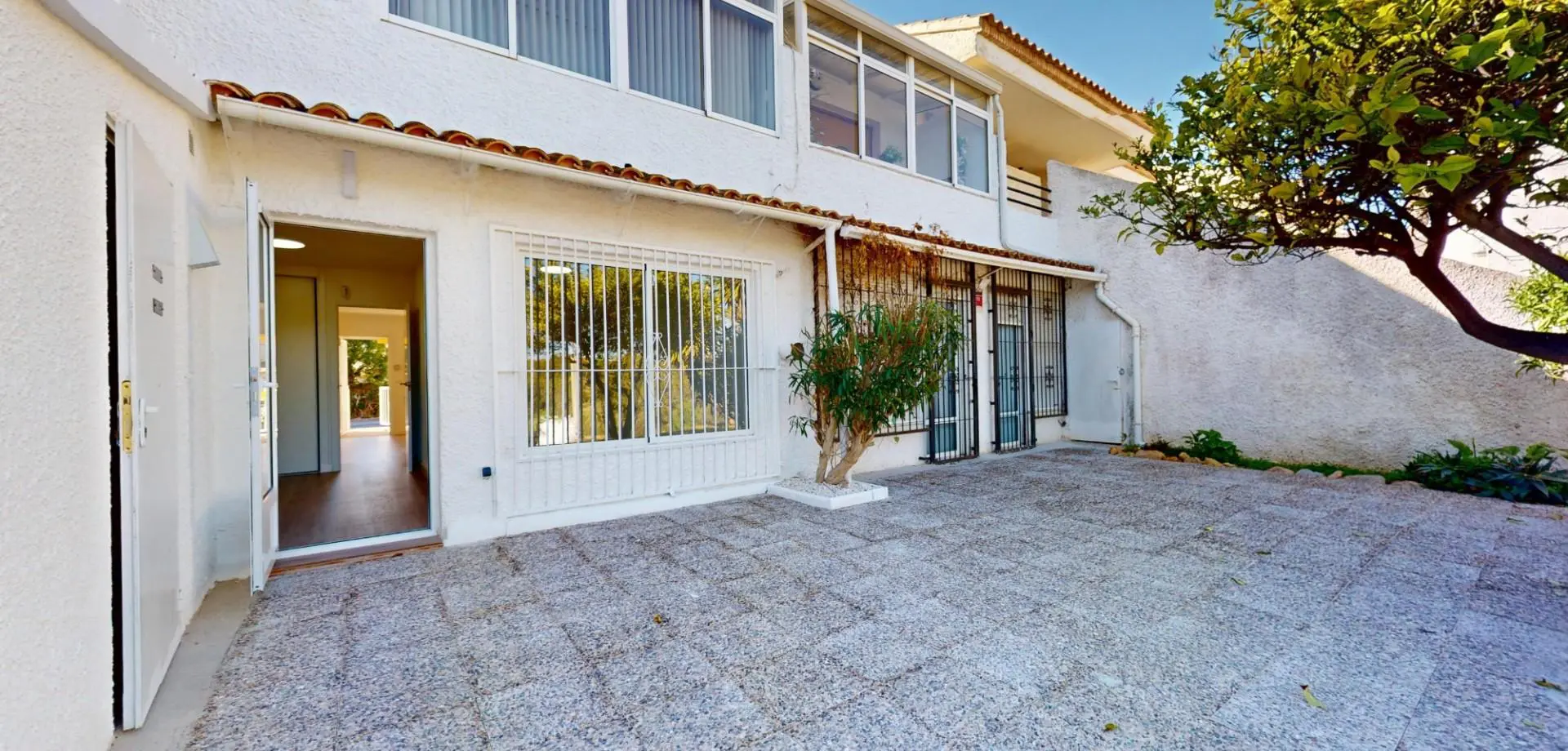 Apartment Of 86 M² With Sea Views In Orihuela Costa, Spain