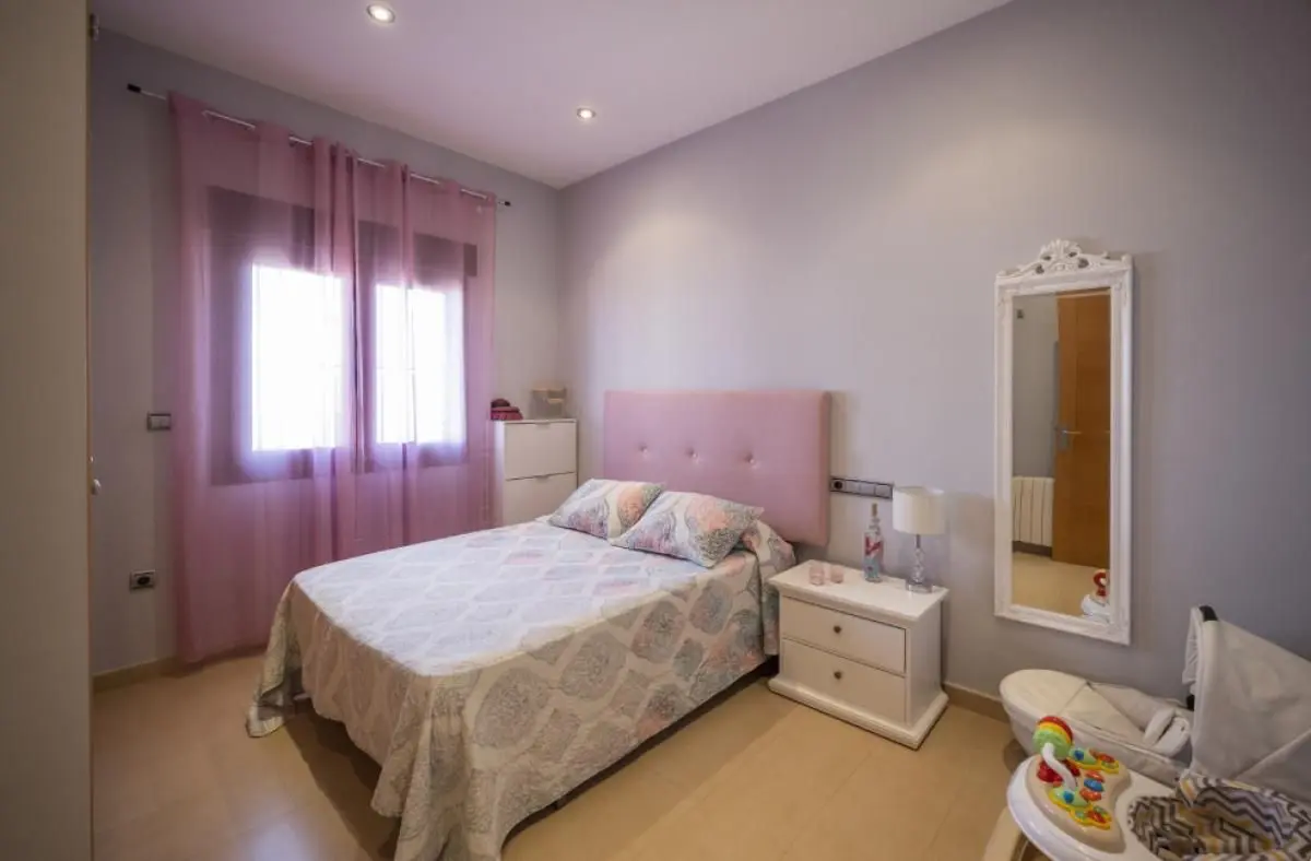 Villa Of 190 M² In Avileses, Spain