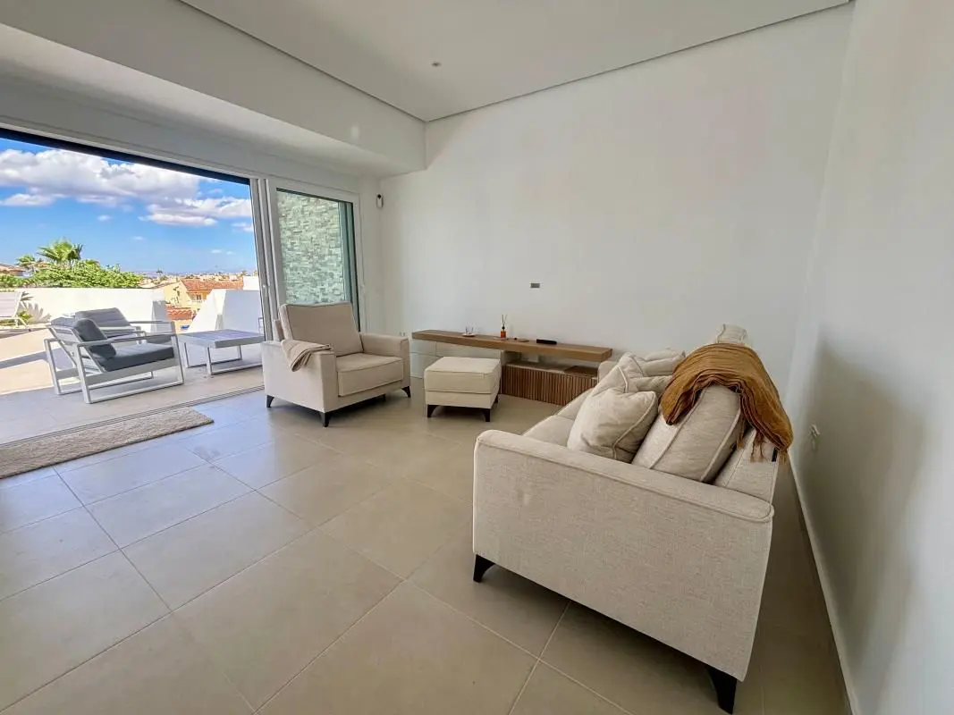 Villa Of 120 M² In Benijofar, Spain