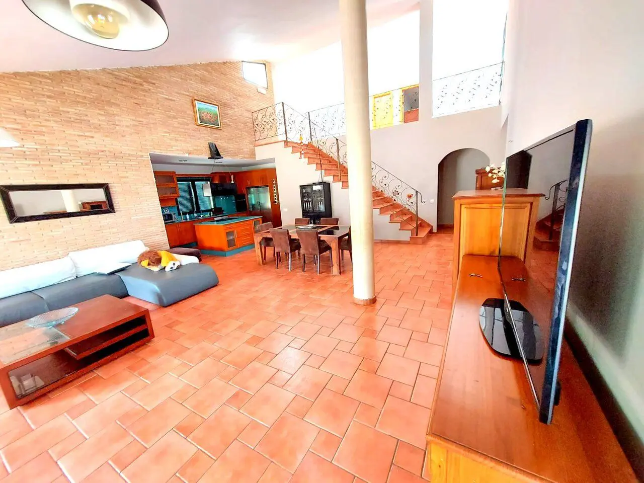 Villa Of 400 M² In Murcia, Spain