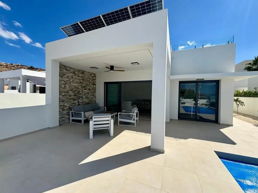 Villa Of 120 M² In Rojales, Spain