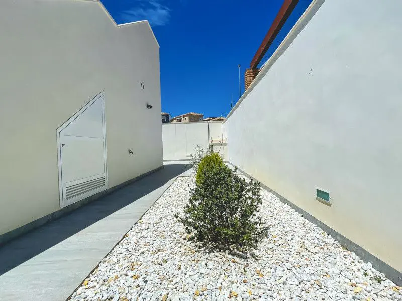 Villa Of 112 M² With Sea Views In Pilar De La Horadada