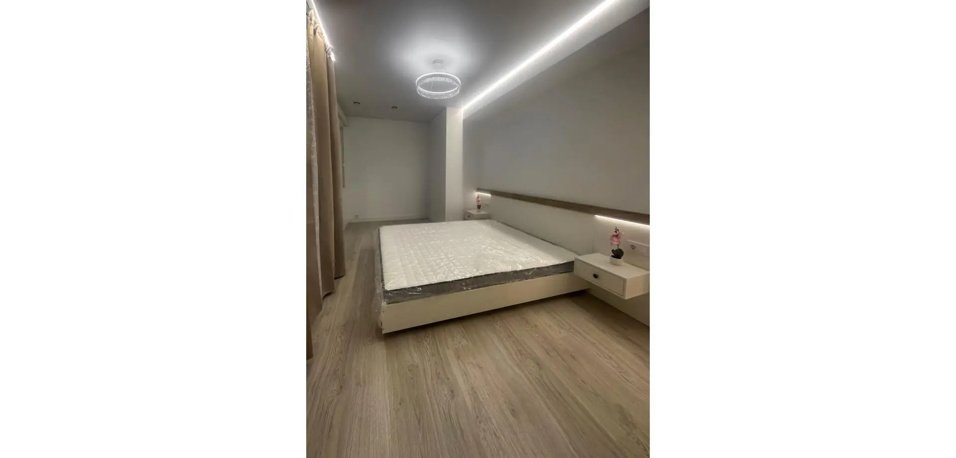 Apartment Of 91 M² With Sea View In Torrevieja, Spain