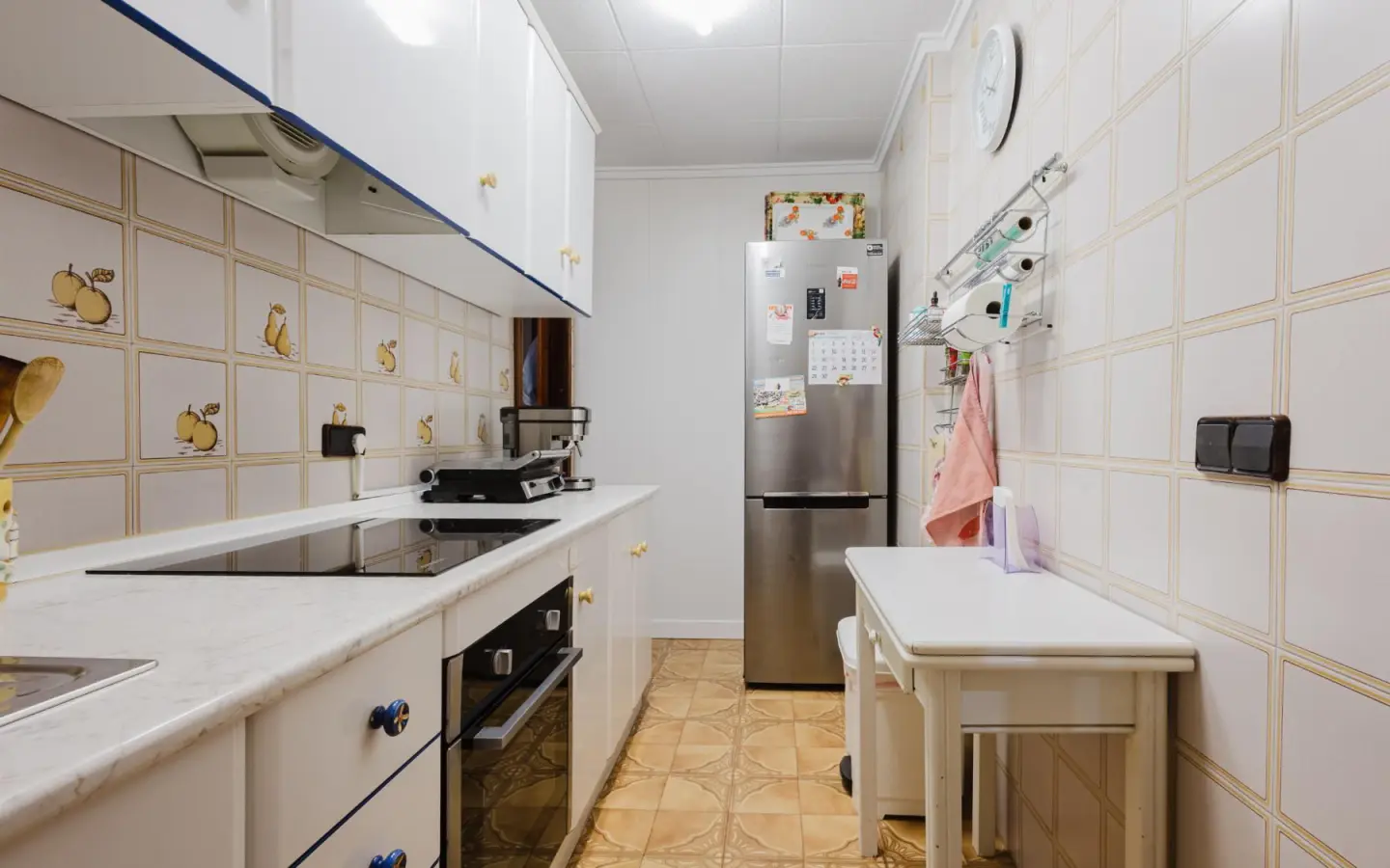 3-bedroom Apartment In Torrevieja, Spain (100 M²)