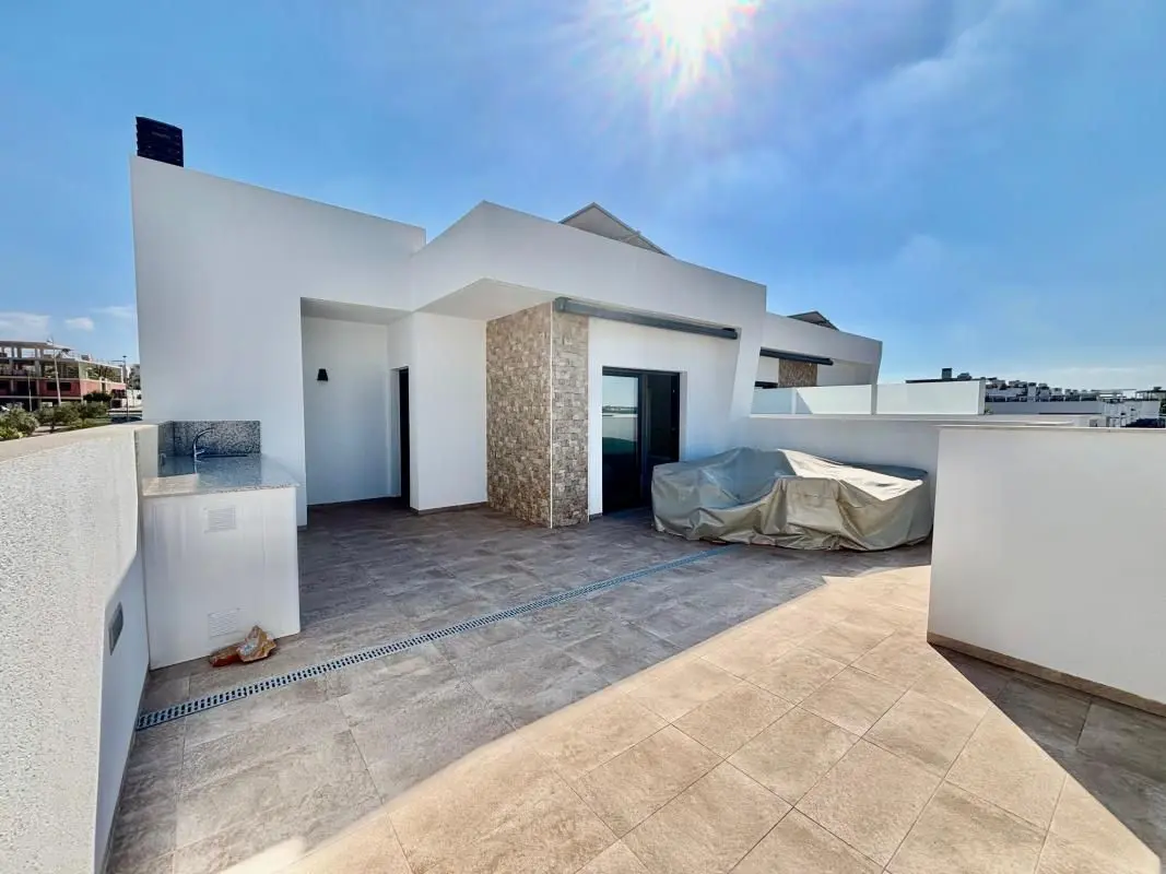 Villa Of 118 M² In Benijofar, Spain