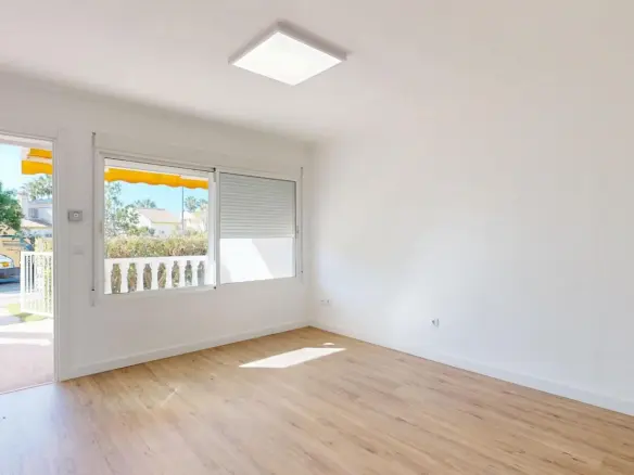 2-bedroom Apartment In Orihuela Costa, Spain (86 M²)