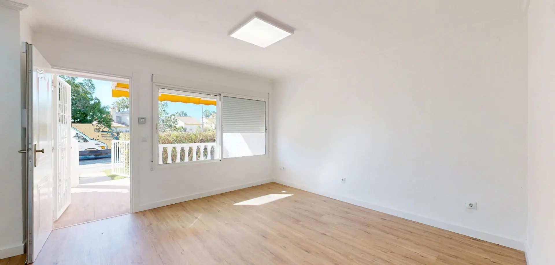 Apartment Of 86 M² With Sea Views In Orihuela Costa, Spain