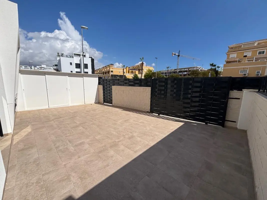 Villa Of 118 M² In Benijofar, Spain
