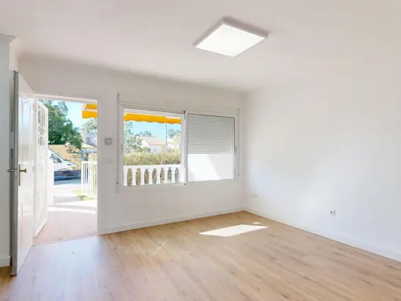 2-bedroom Apartment In Orihuela Costa, Spain (86 M²)