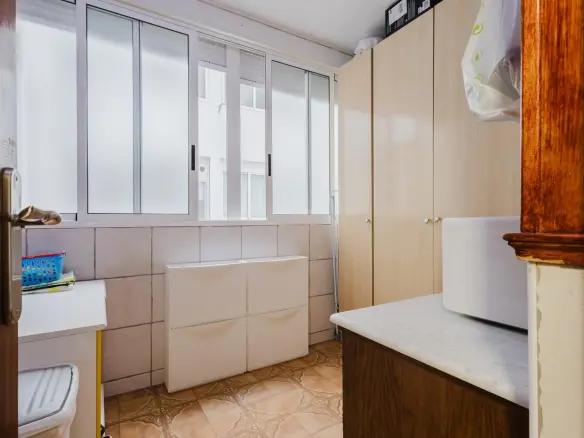 3-bedroom Apartment In Torrevieja, Spain (100 M²)