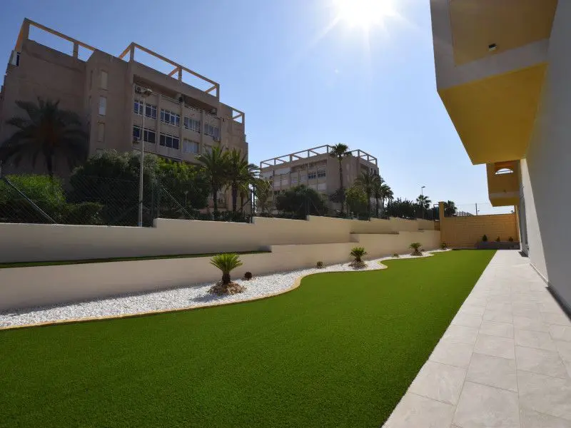 Apartment Of 96 M² In Torrevieja, Spain