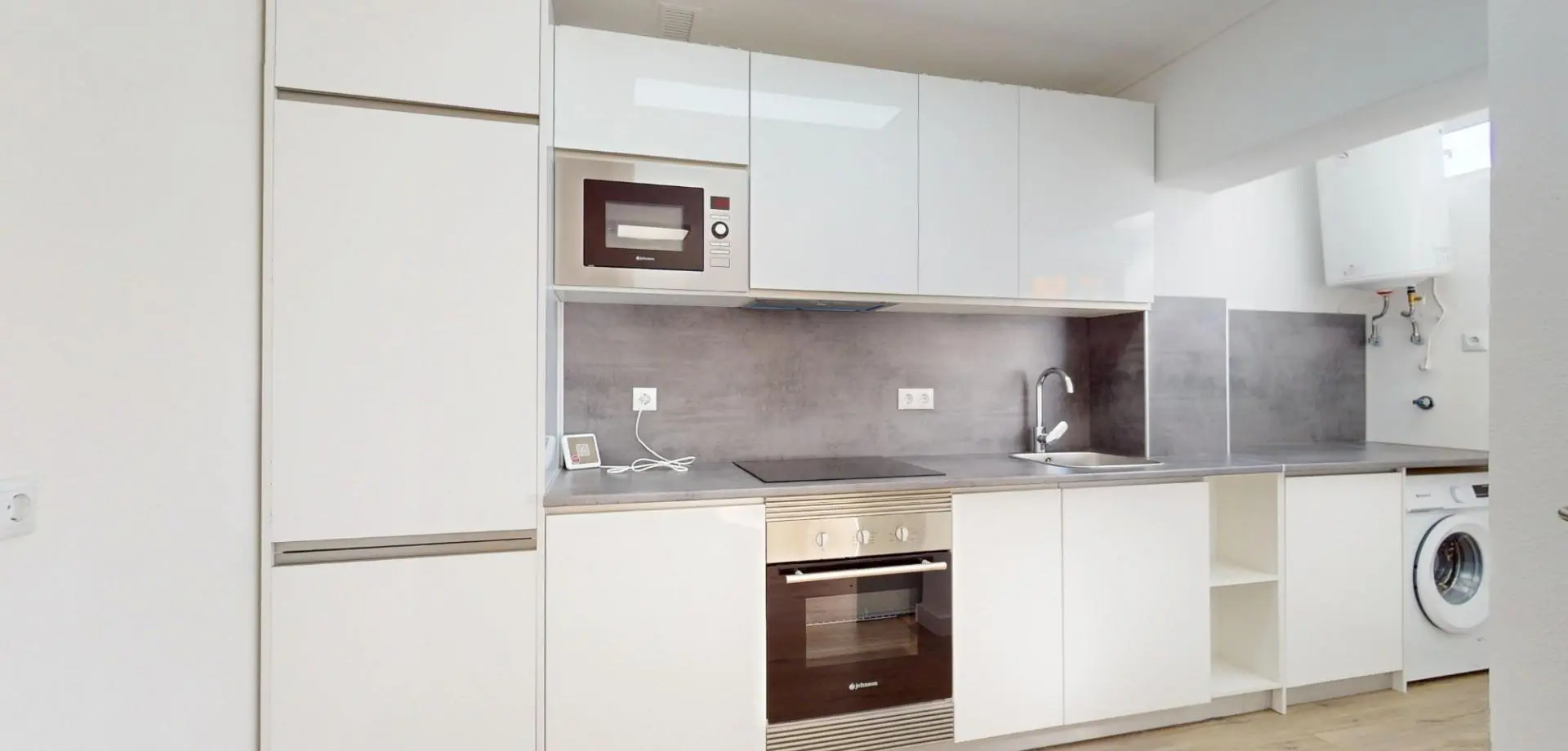 Apartment Of 86 M² With Sea Views In Orihuela Costa, Spain