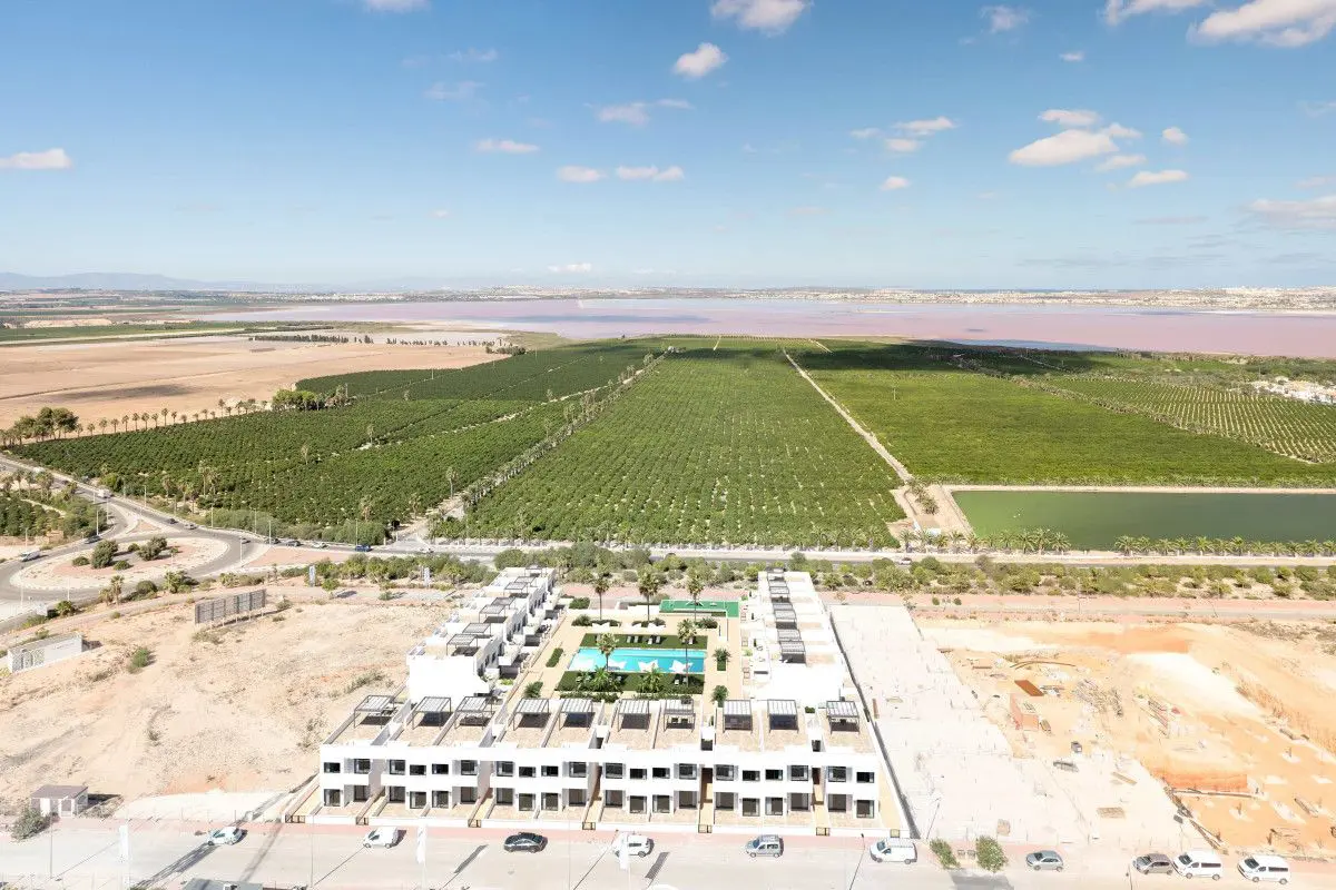 Bungalow Of 160 M² In Torrevieja, Spain