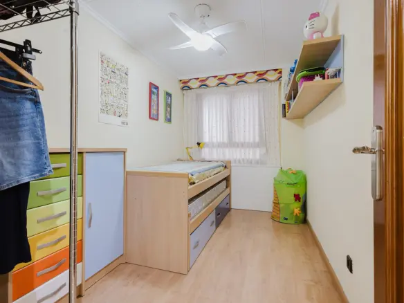 3-bedroom Apartment In Torrevieja, Spain (100 M²)