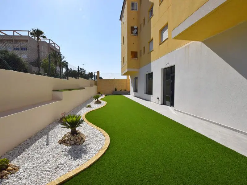 Apartment Of 65 M² In Torrevieja, Spain