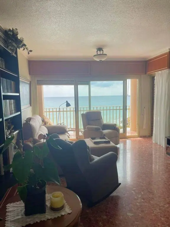 Apartment Of 130 M² With Features In Torrevieja, Spain