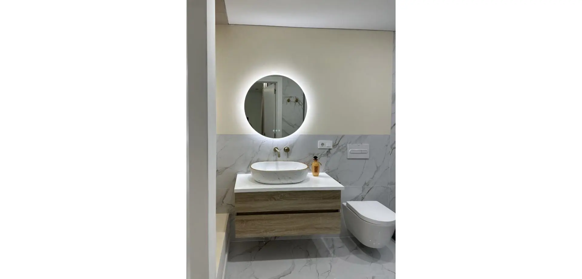 Apartment Of 91 M² With Sea View In Torrevieja, Spain