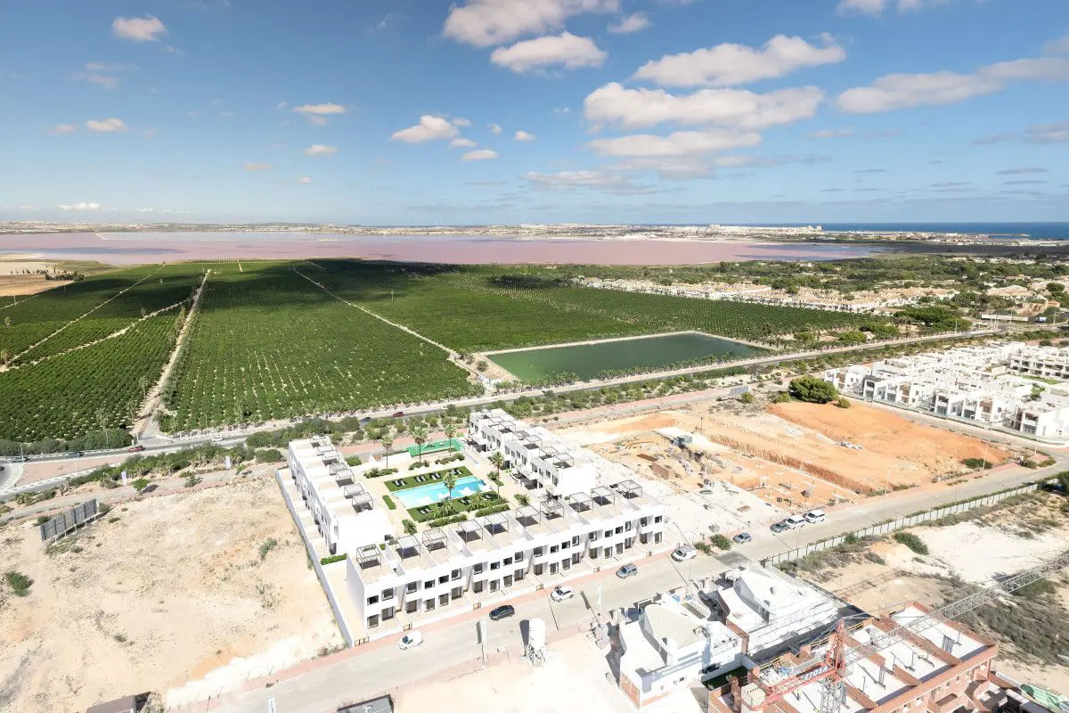 Bungalow Of 160 M² In Torrevieja, Spain