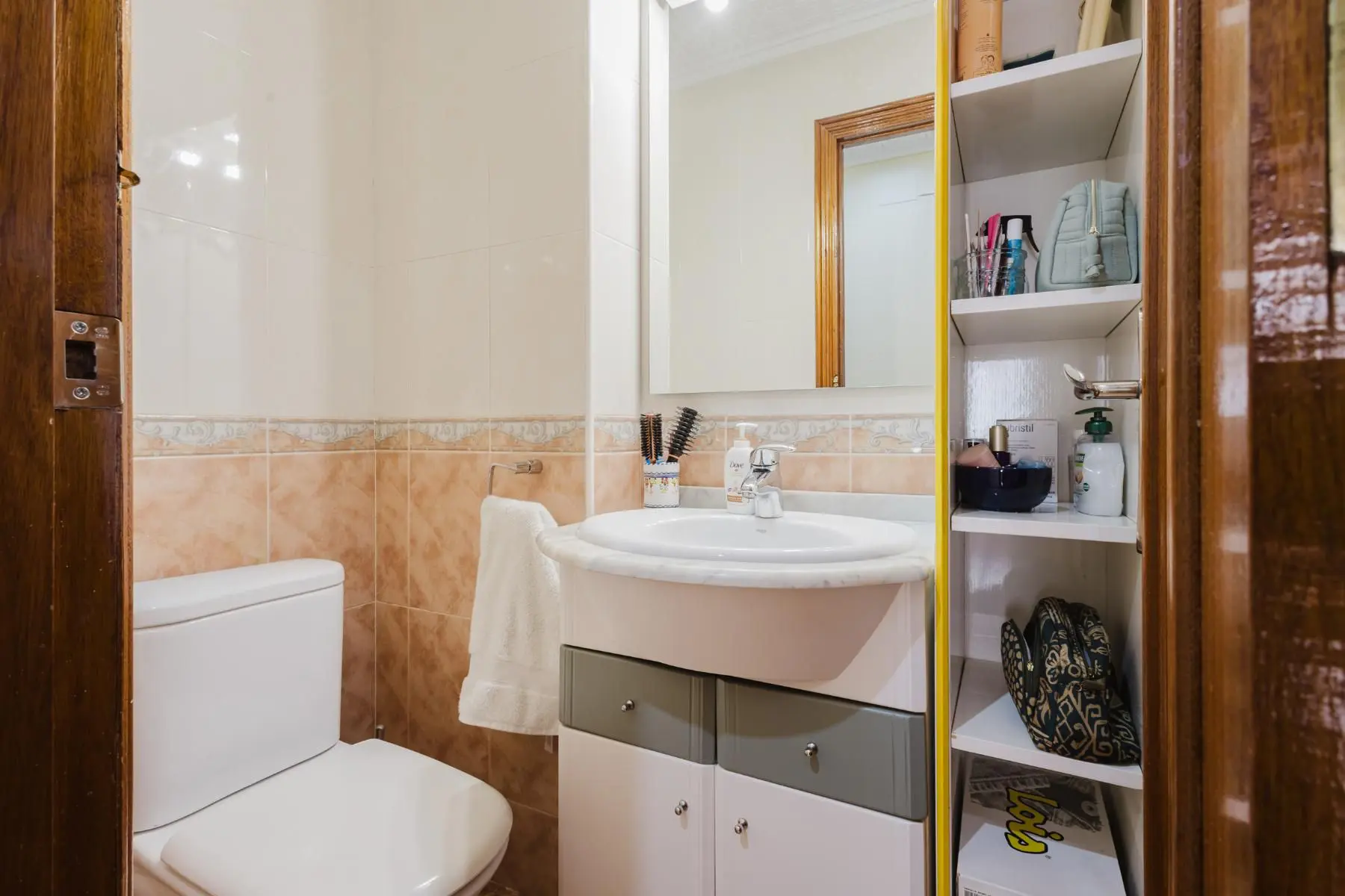 Apartment Of 100 M² In Torrevieja, Spain