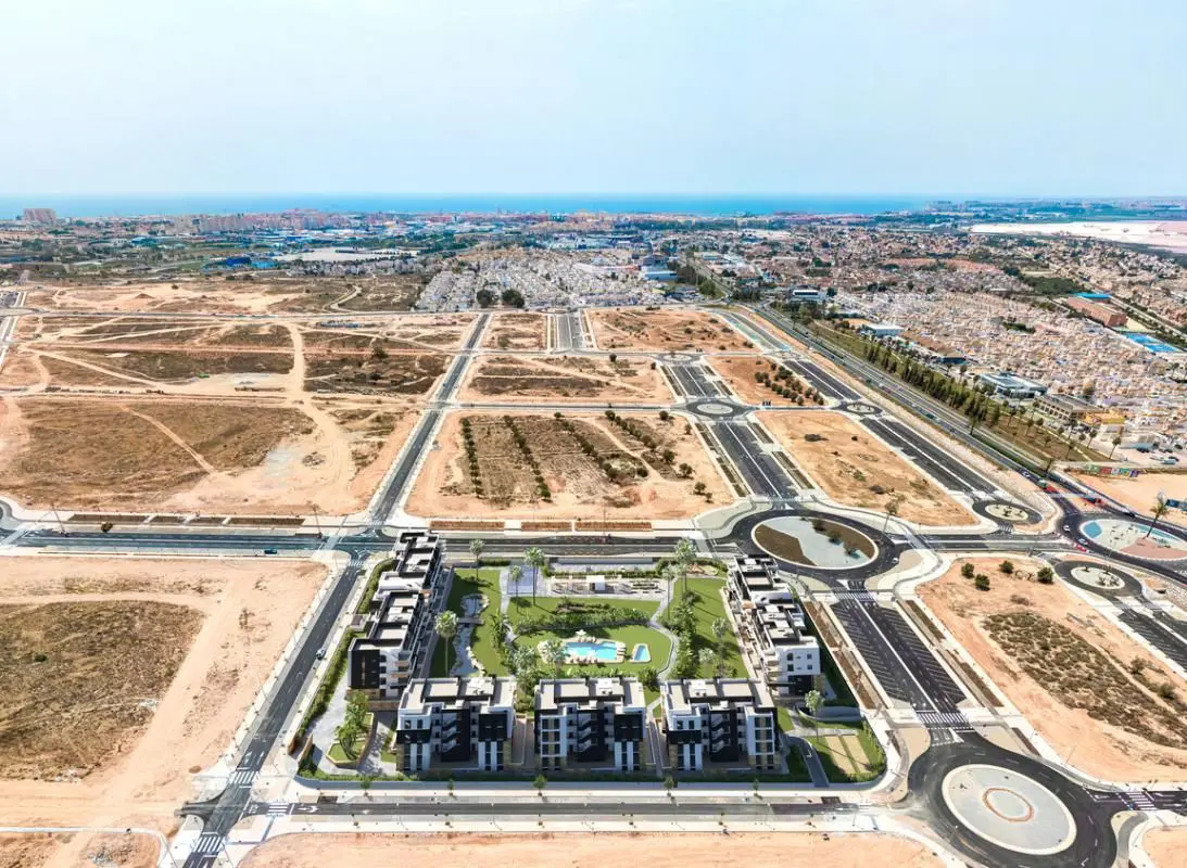 Apartment Of 77 M² In Torrevieja, Spain