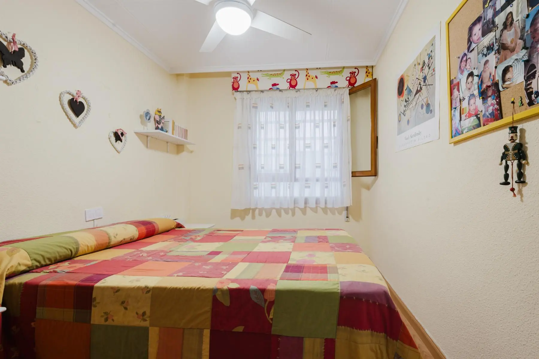 Apartment Of 100 M² In Torrevieja, Spain