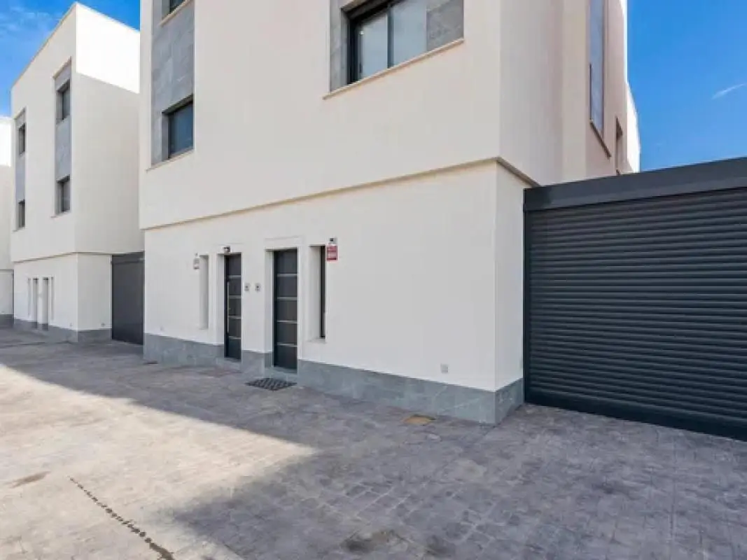 Terraced House Of 172 M² In Guardamar Del Segura, Spain