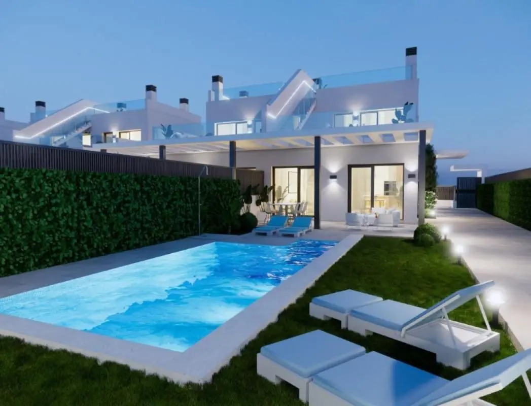 Terraced House Of 120 M² With A Patio In Los Alcázares, Spain