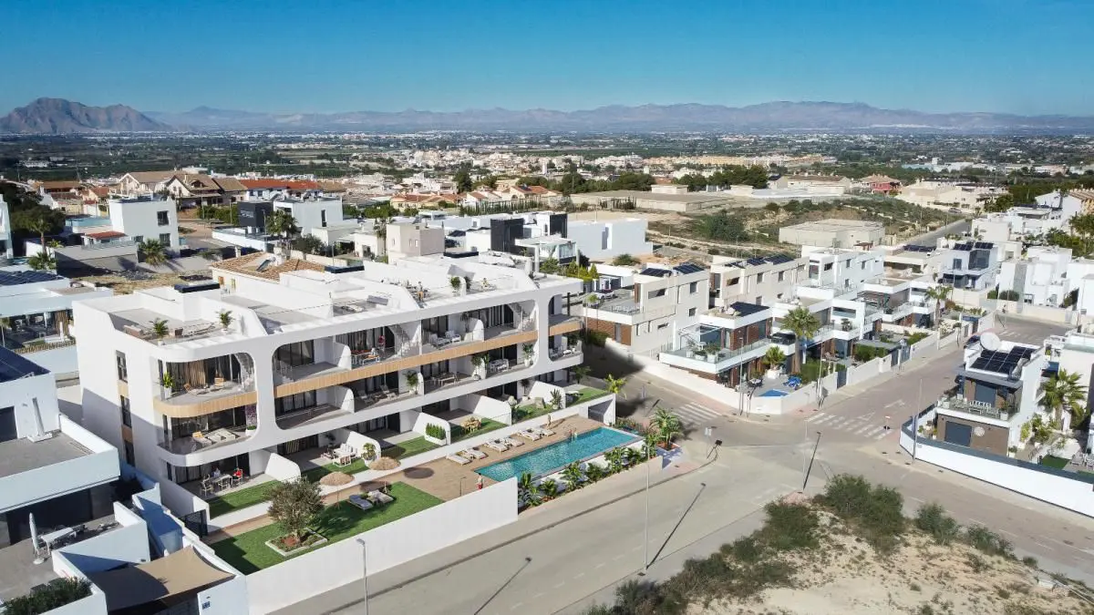 Apartment Of 81 M² With Mediterranean Style In Benijofar, Spain