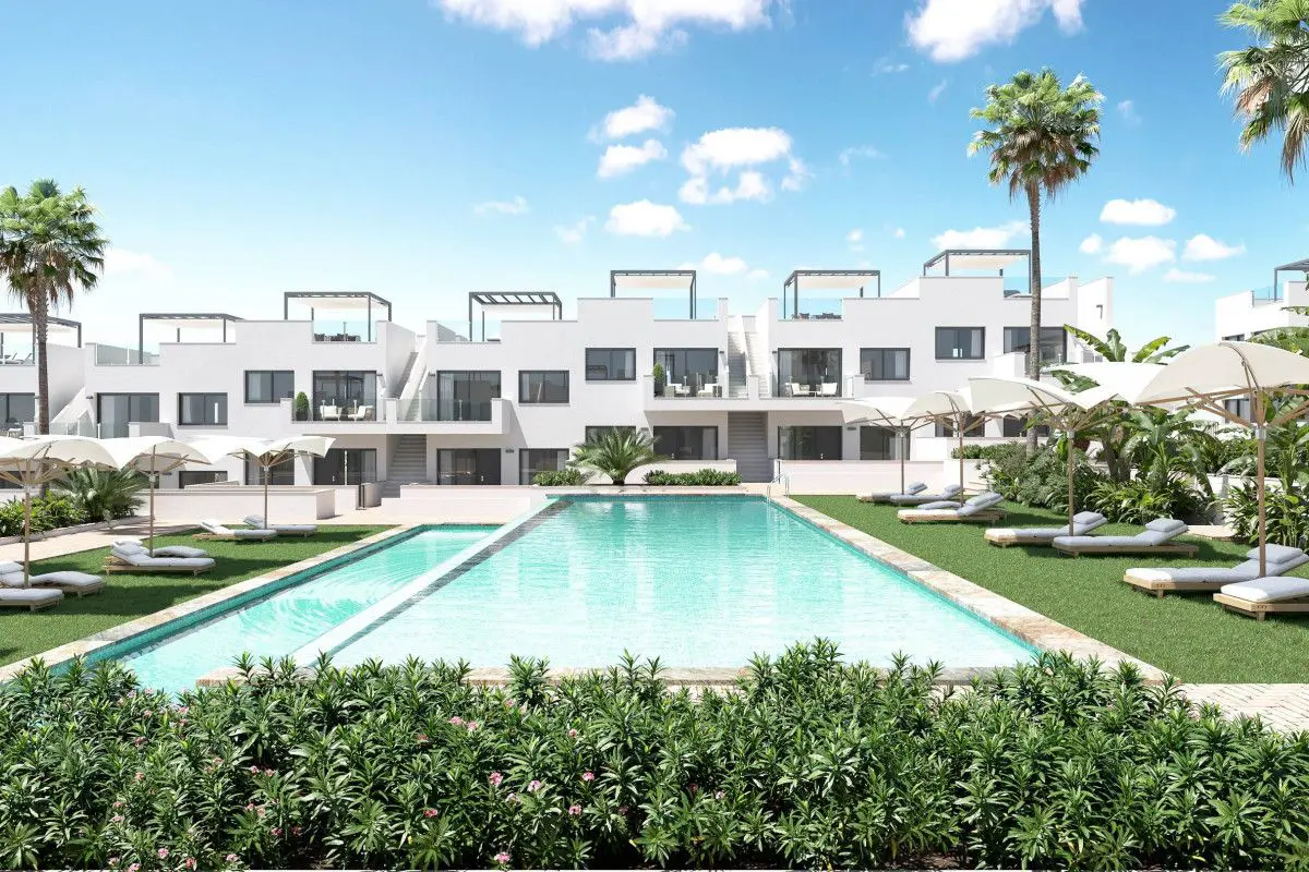 Bungalow Of 160 M² In Torrevieja, Spain