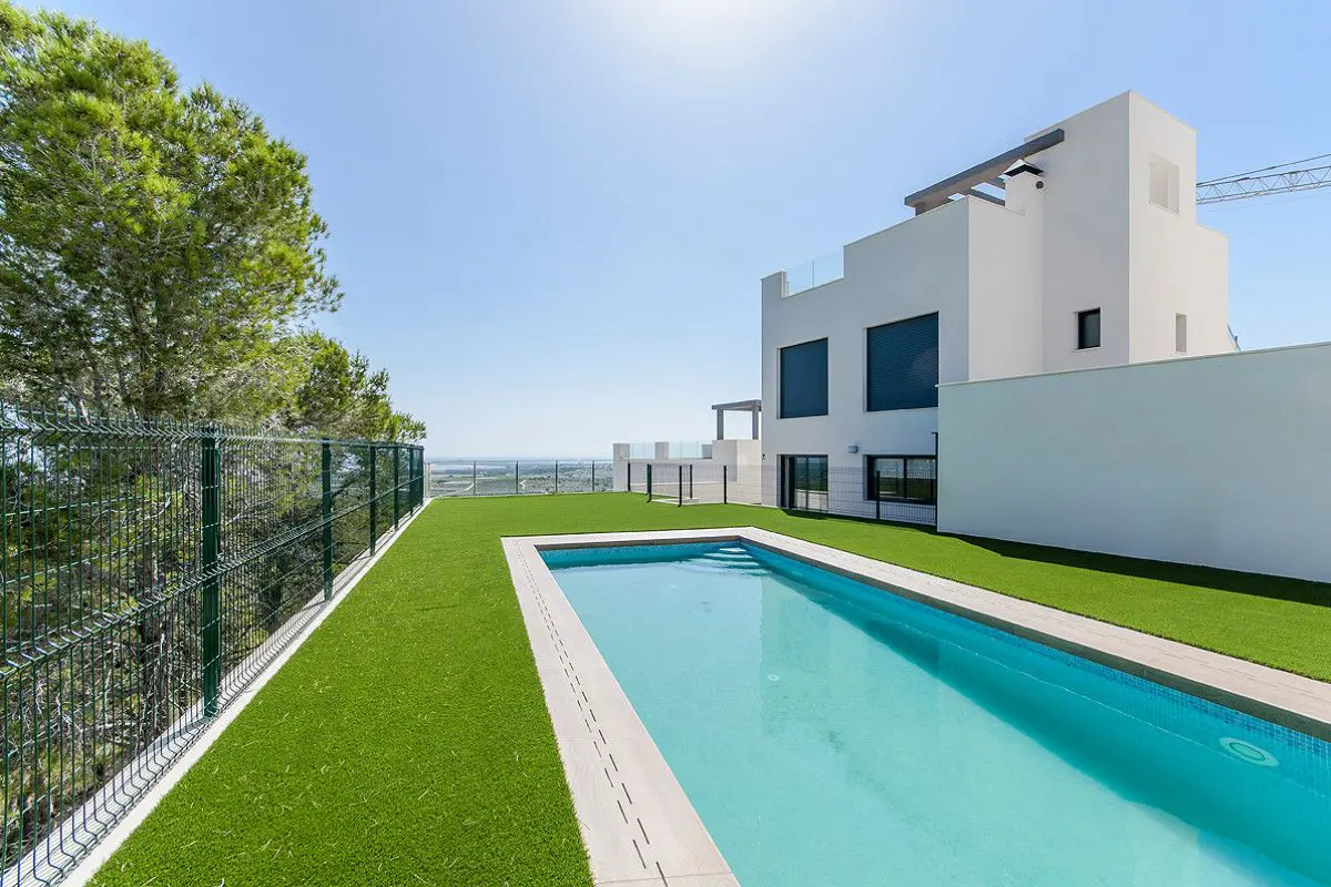 Bungalow Of 96 M² In San Miguel De Salinas
