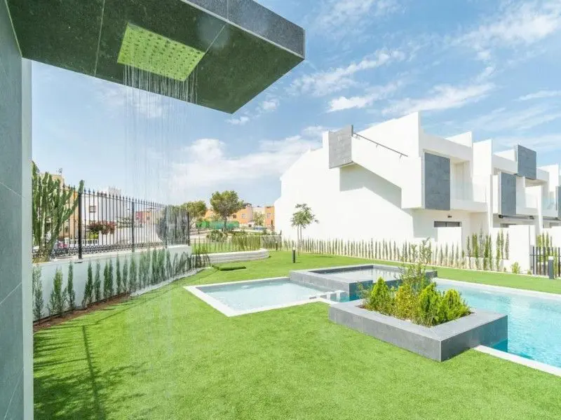 Bungalow Of 74 M² In Torrevieja, Spain