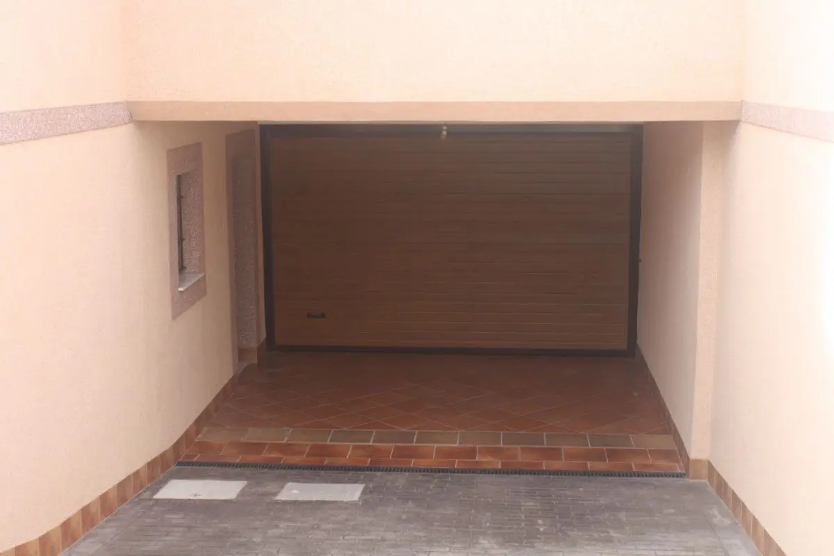 Terraced House Of 225 M² With Features In Torrevieja, Spain