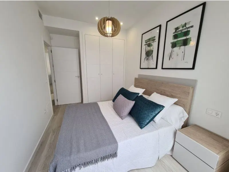 Terraced House Of 110 M² In Avileses