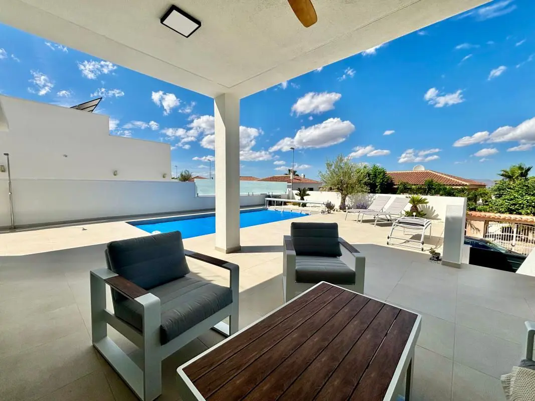 Villa Of 120 M² In Benijofar, Spain