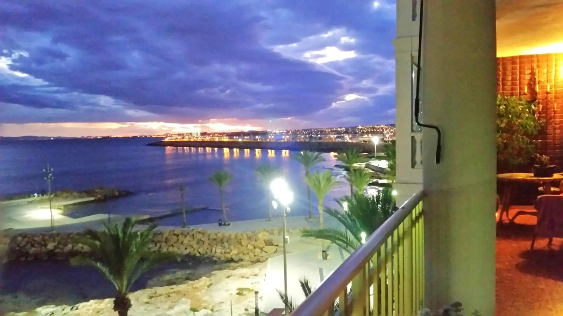 Apartment Of 130 M² With Features In Torrevieja, Spain