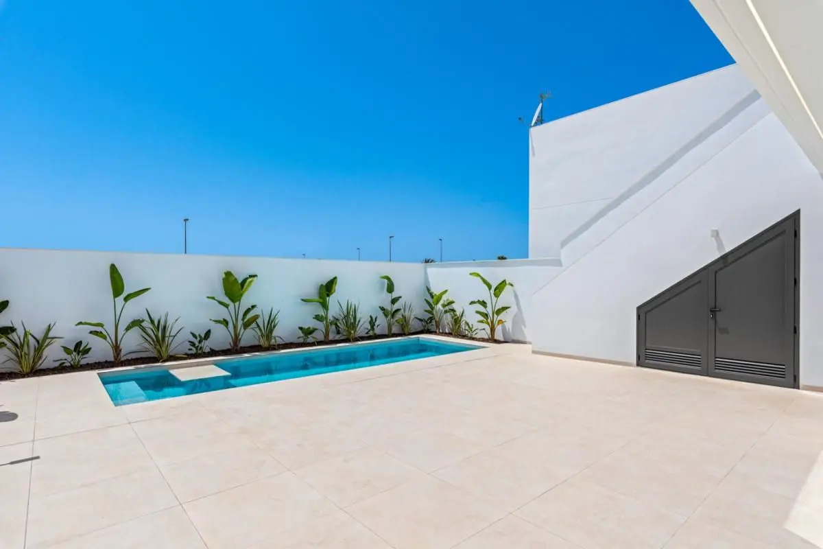 Villa Of 106 M² In Los Alcázares, Spain