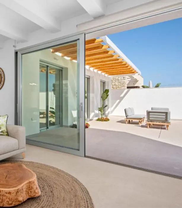 Villa Of 97 M² In Benijofar, Spain