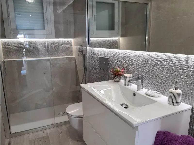 Terraced House Of 110 M² In Avileses