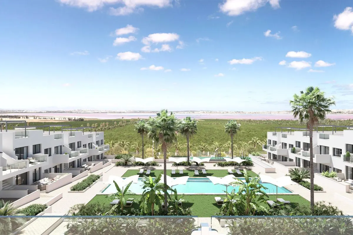 Bungalow Of 160 M² In Torrevieja, Spain