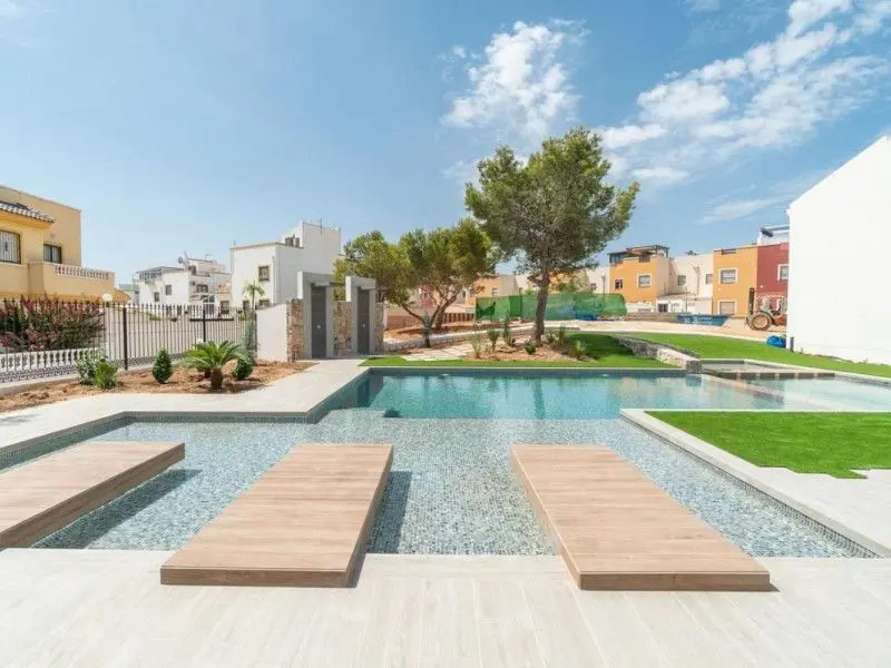 Bungalow Of 74 M² In Torrevieja, Spain