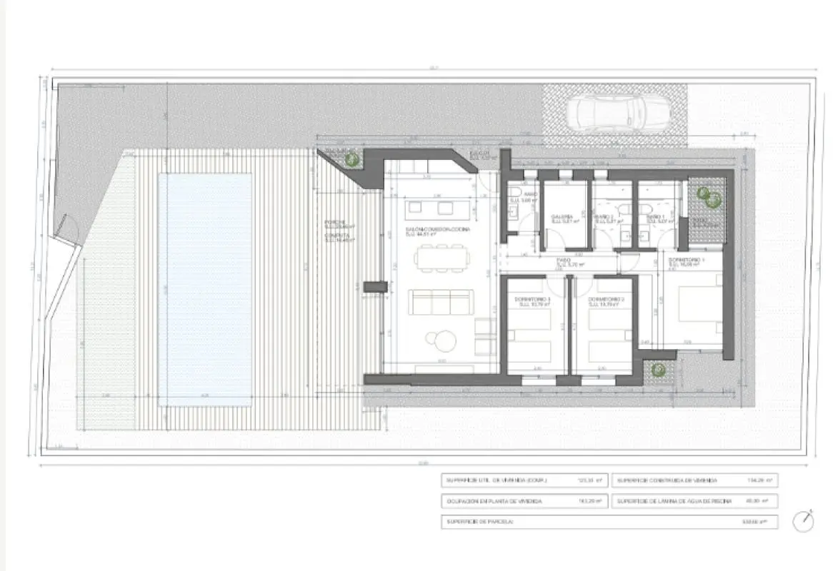 Villa Of 138 M² With Features In Aspe Pedanias