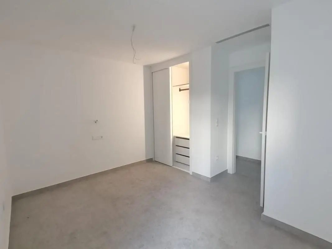Apartment Of 110 M² In Torrevieja, Spain
