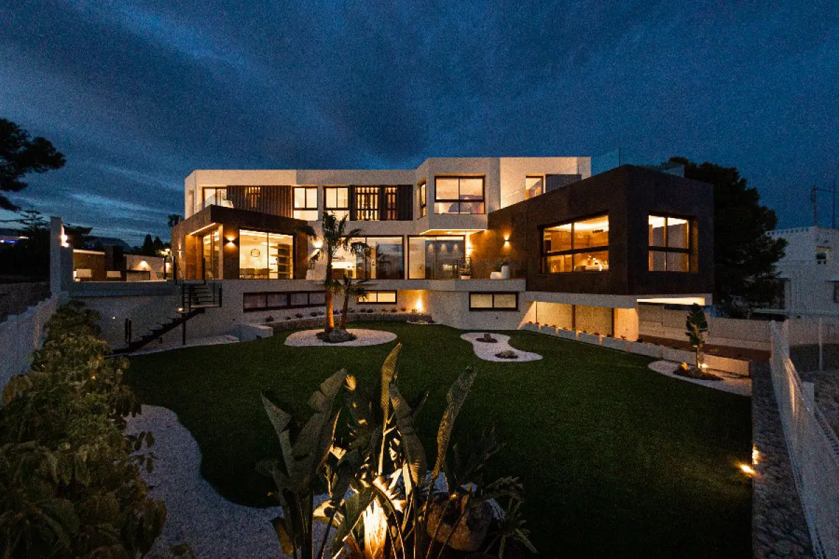 Villa Of 535 M² In Benidorm, Spain
