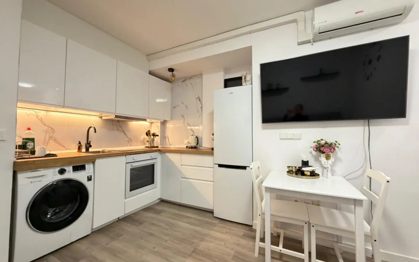 1-bedroom Apartment In Torrevieja, Spain (40 M²)