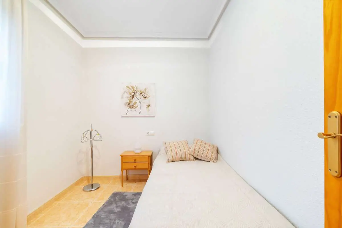Apartment Of 74 M² In Torrevieja, Spain