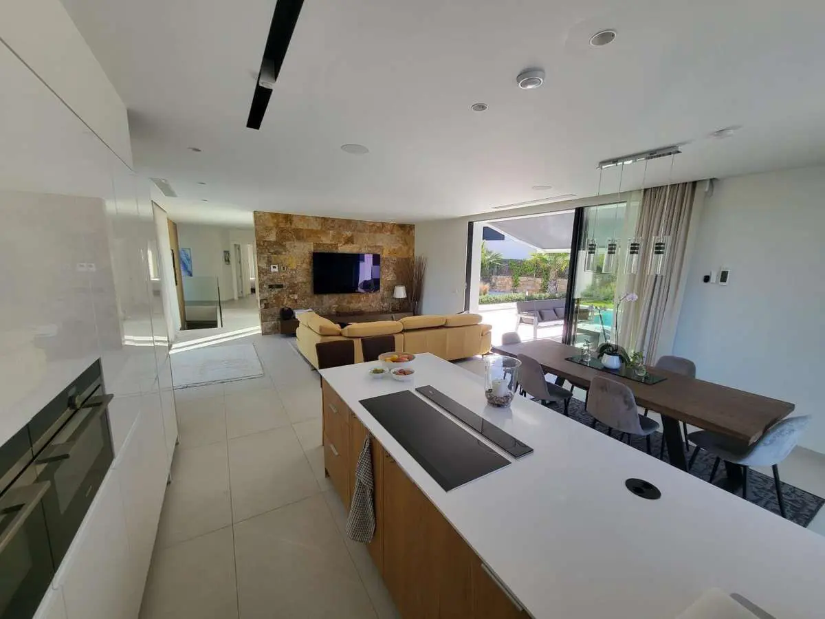Villa 238 M² In Orihuela, Spain – Mediter Real Estate