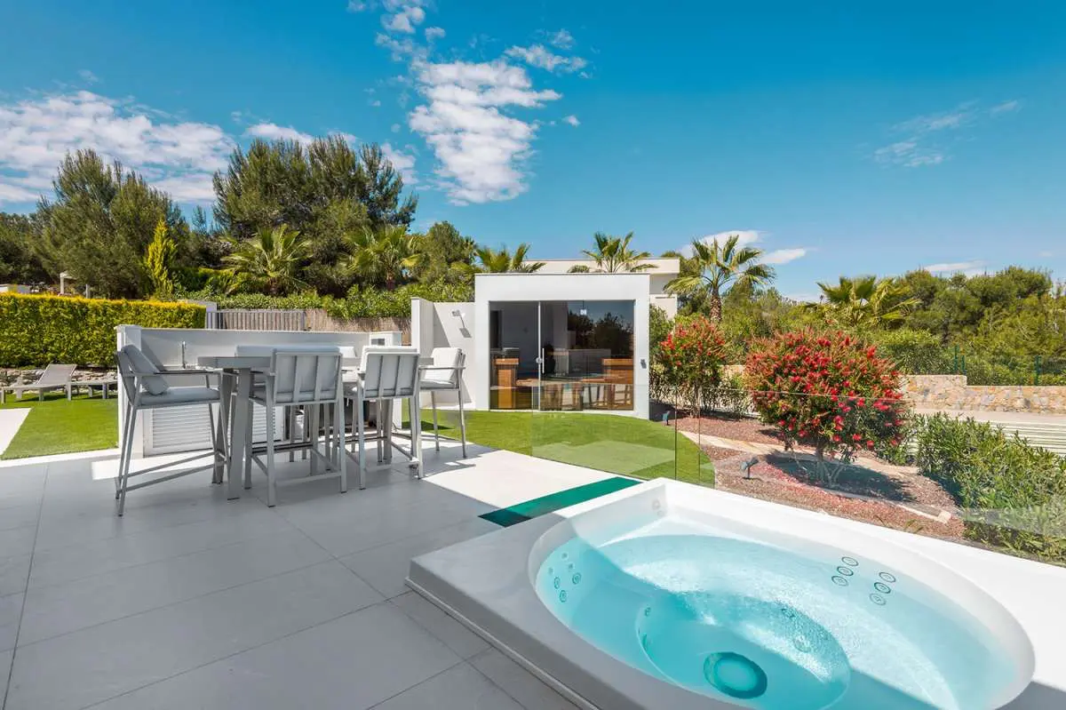 Villa 238 M² In Orihuela, Spain – Mediter Real Estate