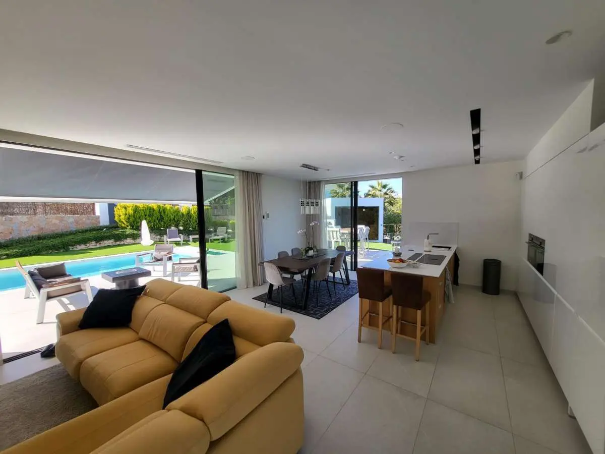 Villa 238 M² In Orihuela, Spain – Mediter Real Estate